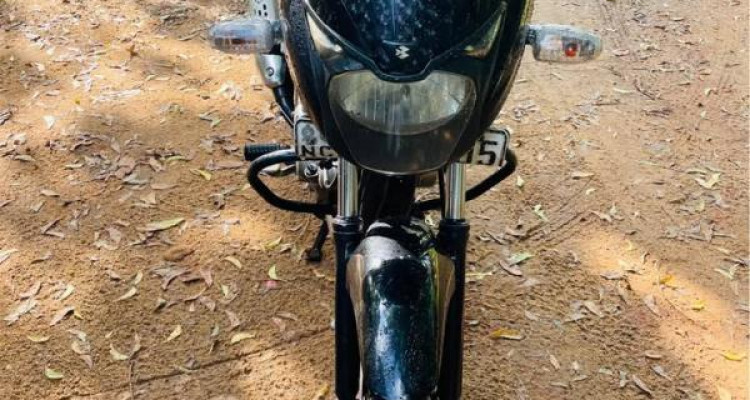 BAJAJ PULSAR 150 2017