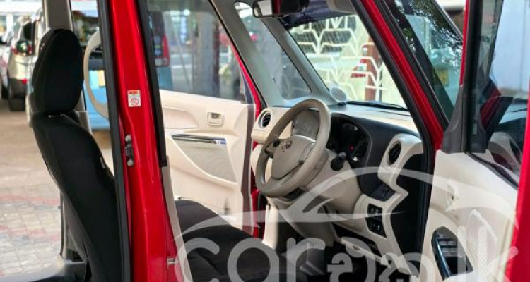 NISSAN DAYZ ROOX 2017