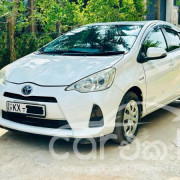 TOYOTA AQUA 2013
