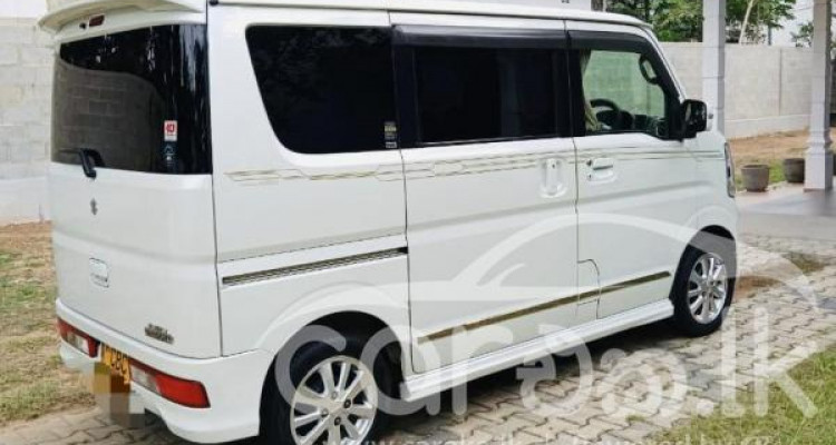 SUZUKI EVERY WAGON 2017