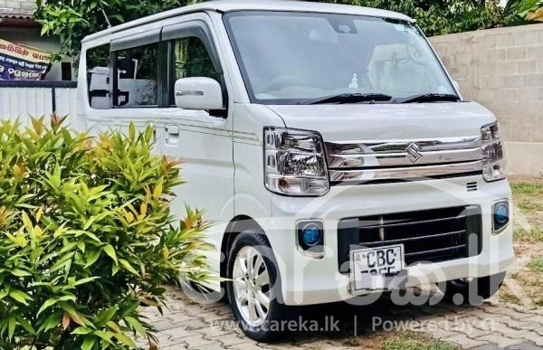 SUZUKI EVERY WAGON 2017