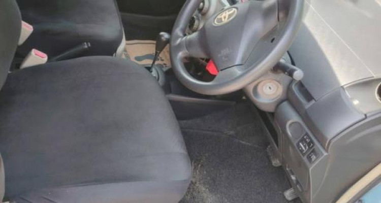 TOYOTA VITZ 2007