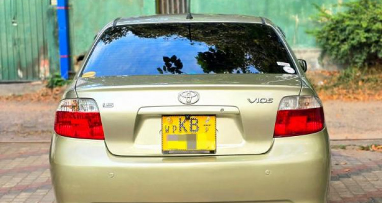 TOYOTA VIOS 2003