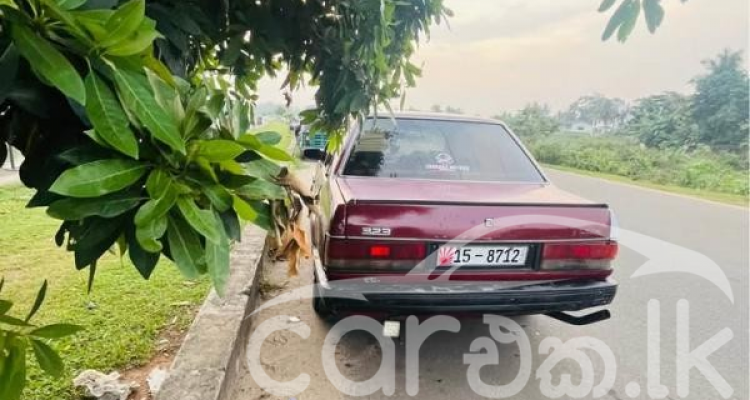 MAZDA FAMILIA 323 1988