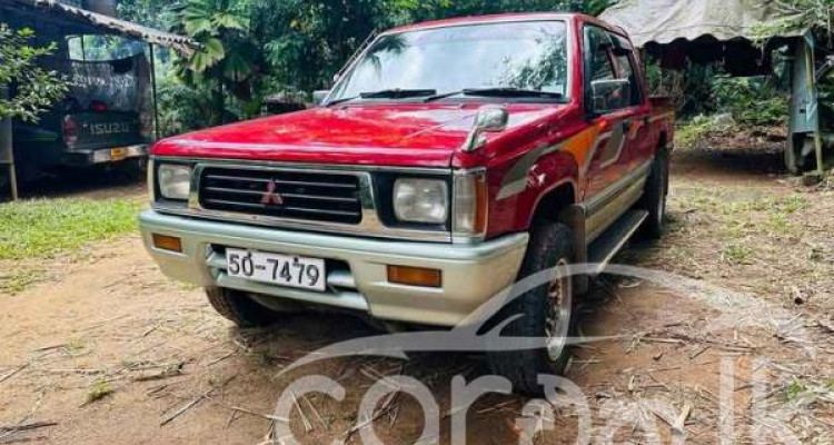 MITSUBISHI L200 1988