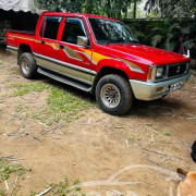 MITSUBISHI L200 1988