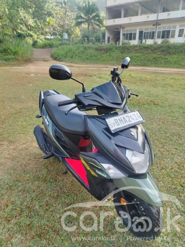 YAMAHA ZR 2018