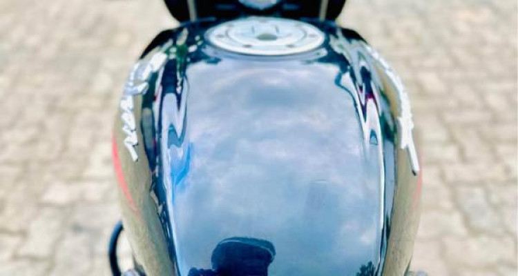 BAJAJ PULSAR 150 2017