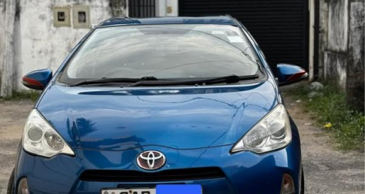 TOYOTA AQUA 2014