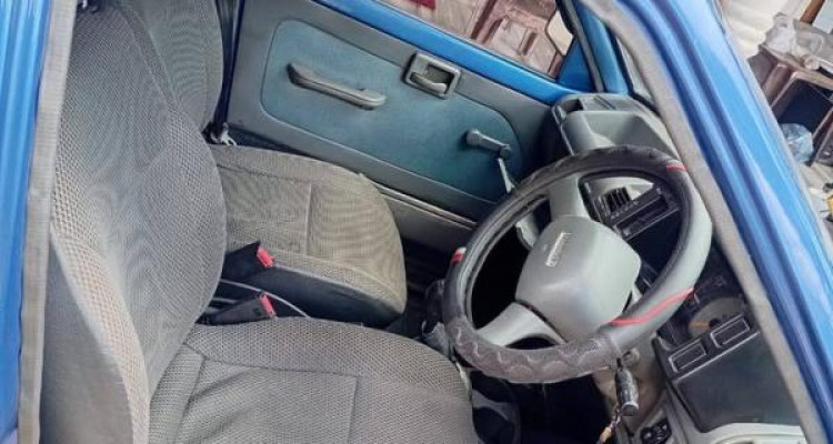 SUZUKI MARUTI 800 2005