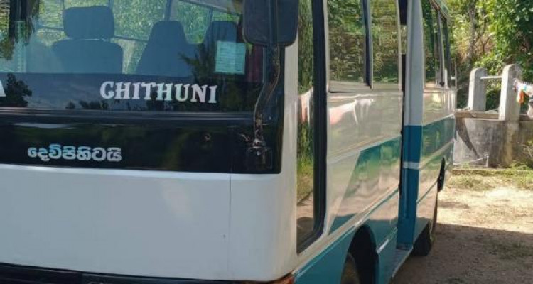 NISSAN CIVILIAN 1986