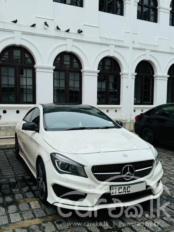 MERCEDES BENZ C200 2013