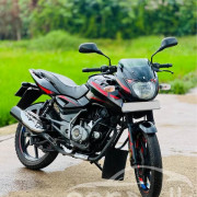 BAJAJ PULSAR 150 2017