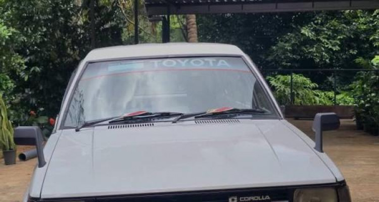 TOYOTA COROLLA KE74 1986