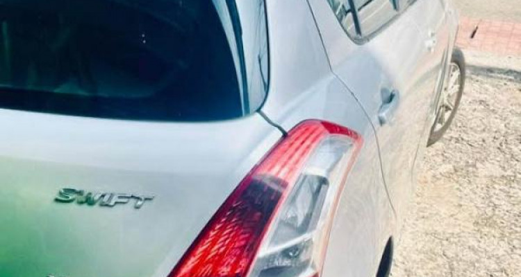 SUZUKI SWIFT 2011