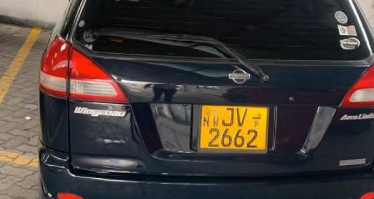 NISSAN WINGROAD 2000