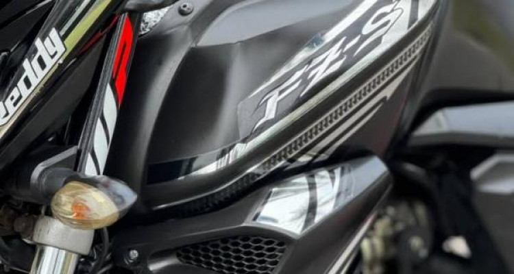 YAMAHA FZ 2018