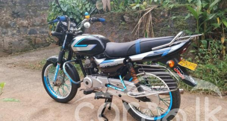 BAJAJ CT100 2013