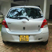 TOYOTA VITZ 2008