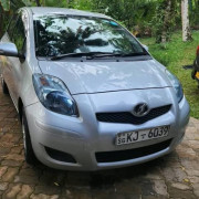 TOYOTA VITZ 2008