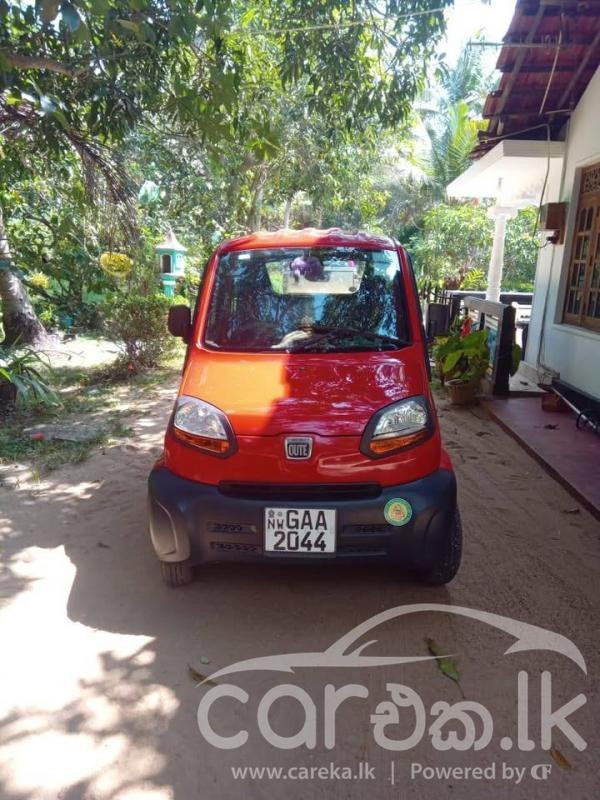 BAJAJ QUTE 2019