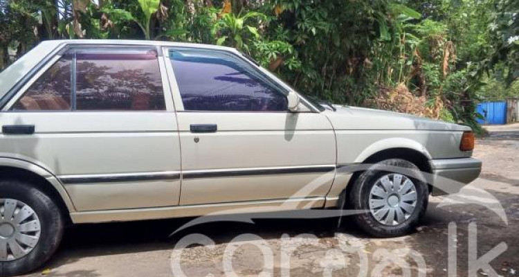 NISSAN SUNNY B12 1989