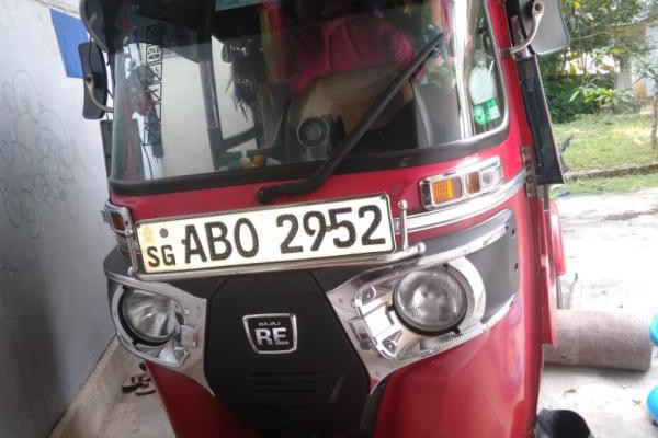BAJAJ 2016 4 STROKE