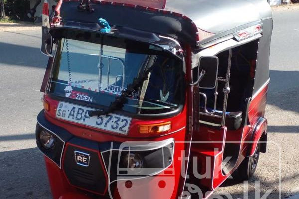 BAJAJ 2015 4 STROKE