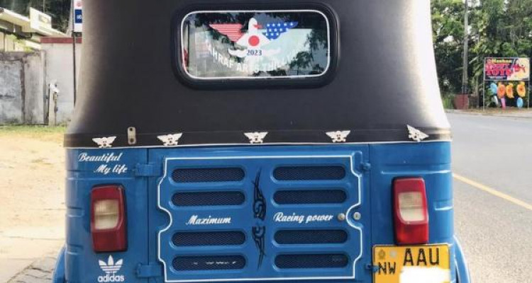 BAJAJ 2014 4 STROKE
