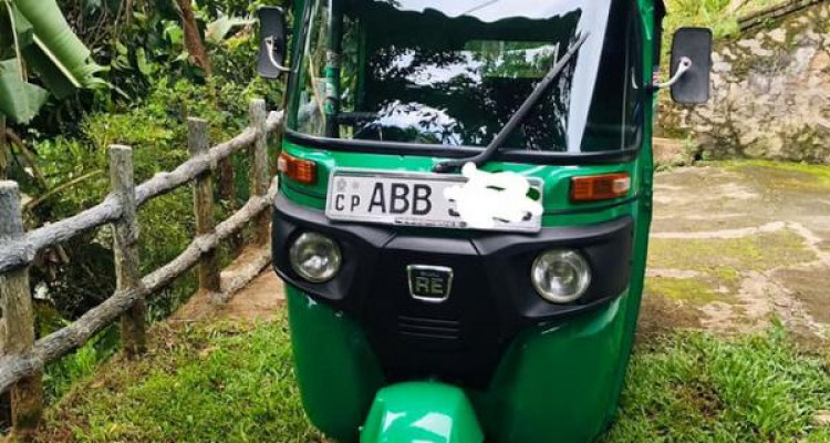 BAJAJ 2018 4 STROKE