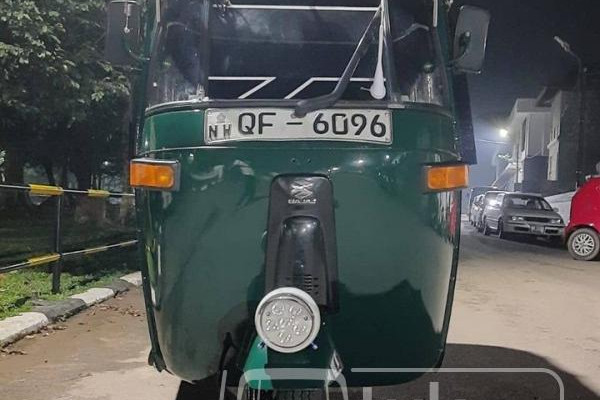 BAJAJ 2004 2 STROKE