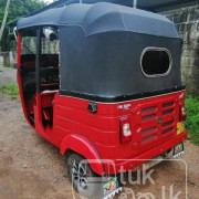 BAJAJ 2018 4 STROKE