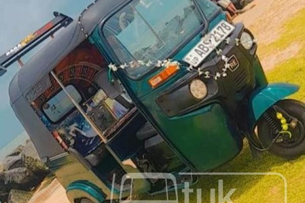 BAJAJ 2018 4 STROKE