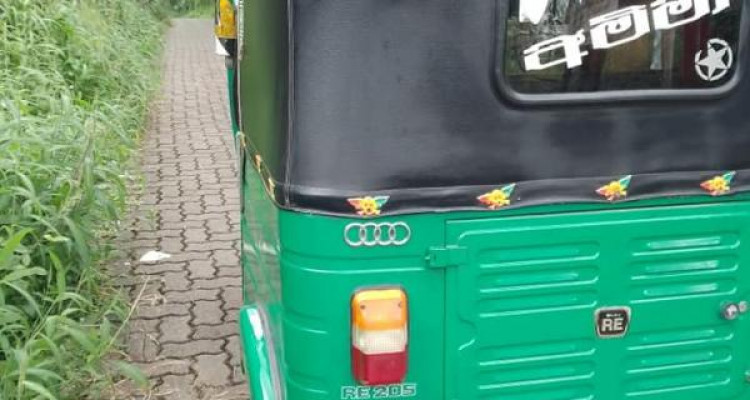 BAJAJ 2012 4 STROKE
