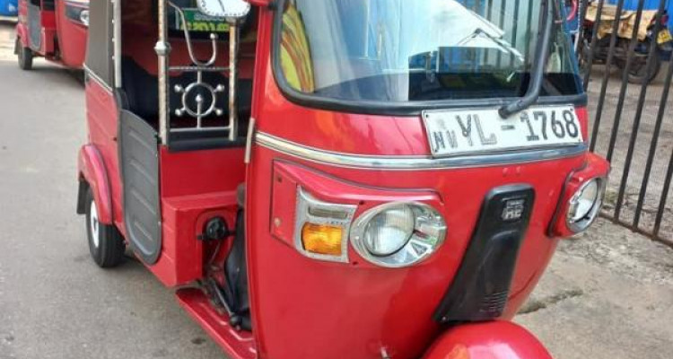BAJAJ 2011 4 STROKE