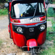 BAJAJ 2018 4 STROKE
