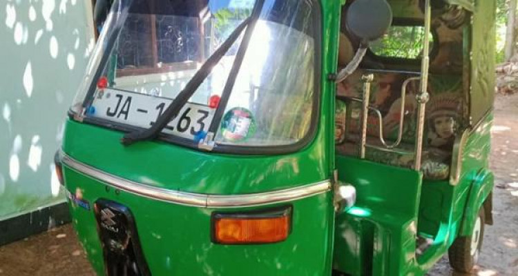 BAJAJ 2004 2 STROKE
