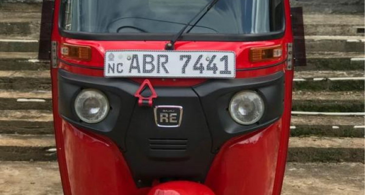 BAJAJ 2018 4 STROKE