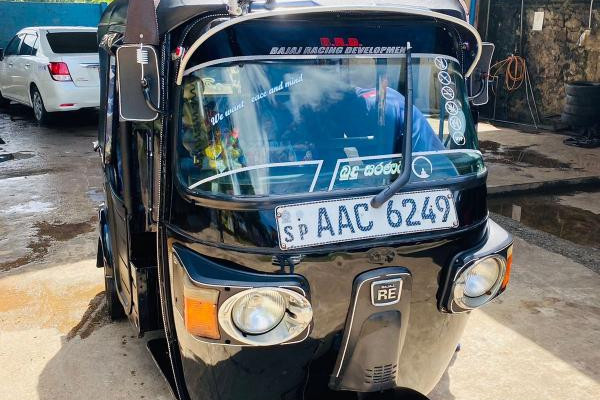 BAJAJ 2012 4 STROKE