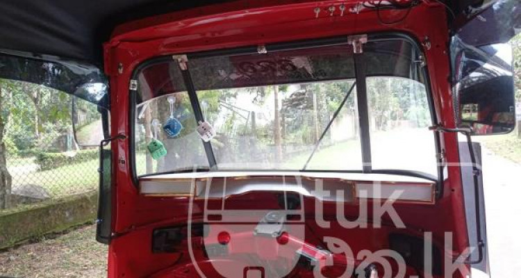 BAJAJ 2009 4 STROKE