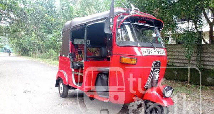 BAJAJ 2009 4 STROKE