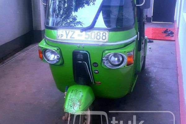 BAJAJ 2012 4 STROKE