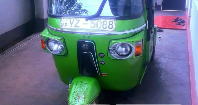 BAJAJ 2012 4 STROKE