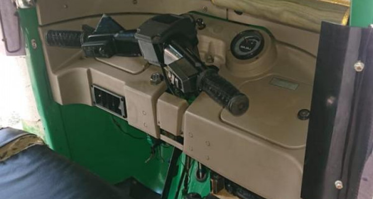 BAJAJ 2016 4 STROKE