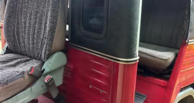 PIAGGIO 2011 APE