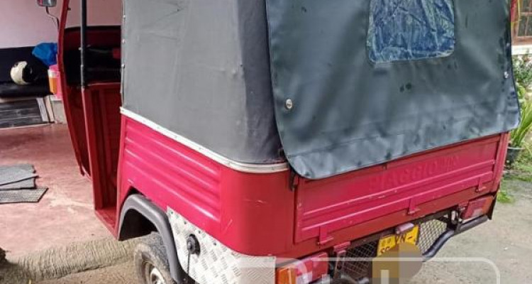 PIAGGIO 2011 APE