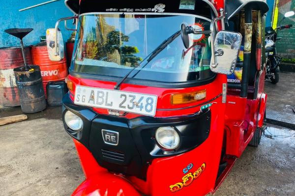BAJAJ 2016 4 STROKE