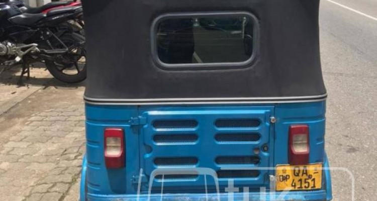 BAJAJ 2005 2 STROKE