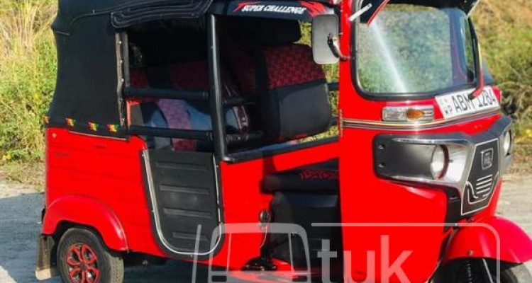 BAJAJ 2016 4 STROKE