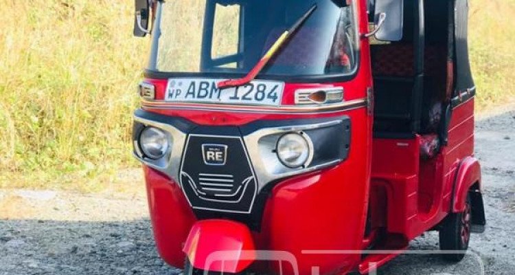 BAJAJ 2016 4 STROKE